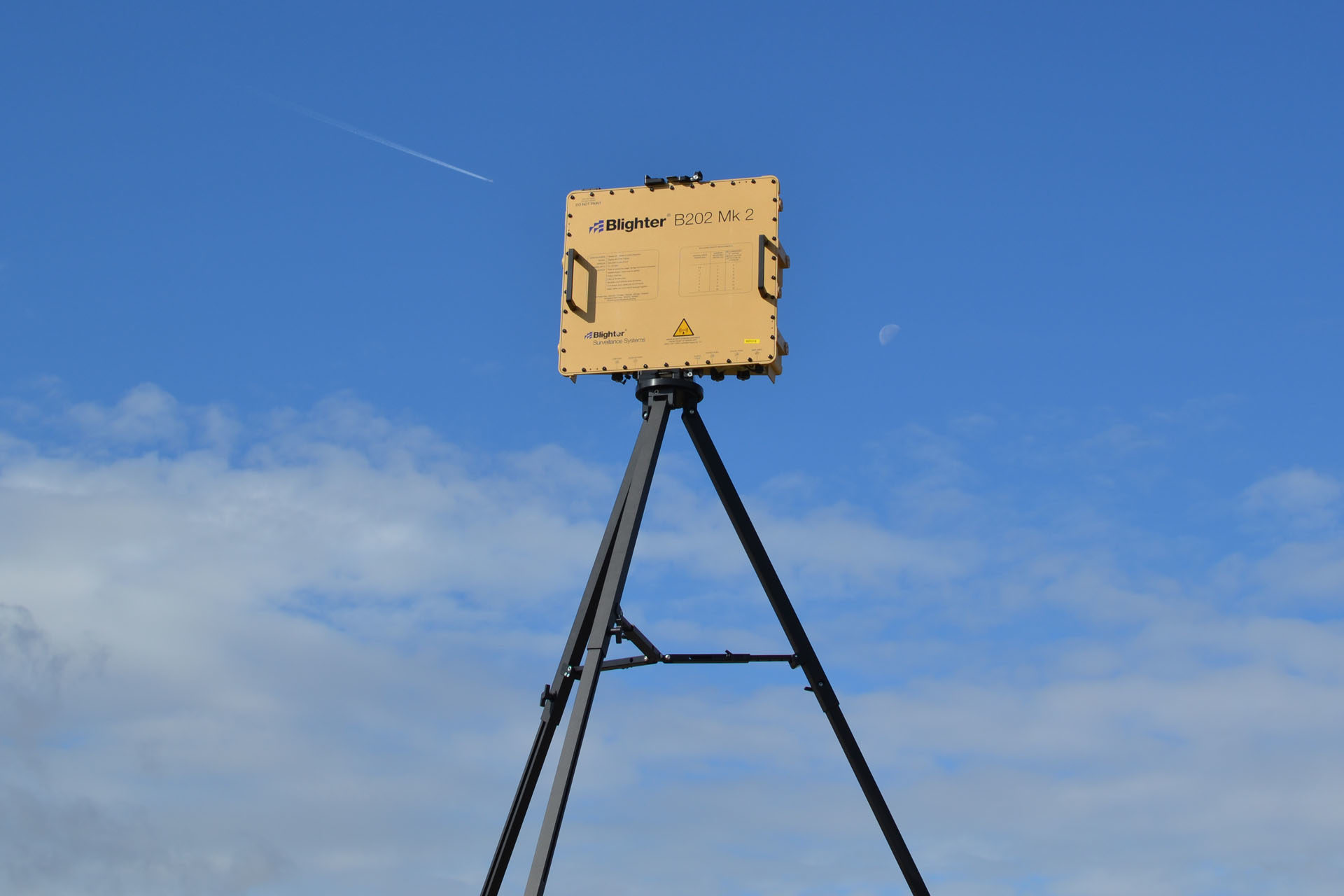 Blighter B202 Mk 2 Man Portable Ground Surveillance Radar on Tripod (Light Stone) (Rear View)