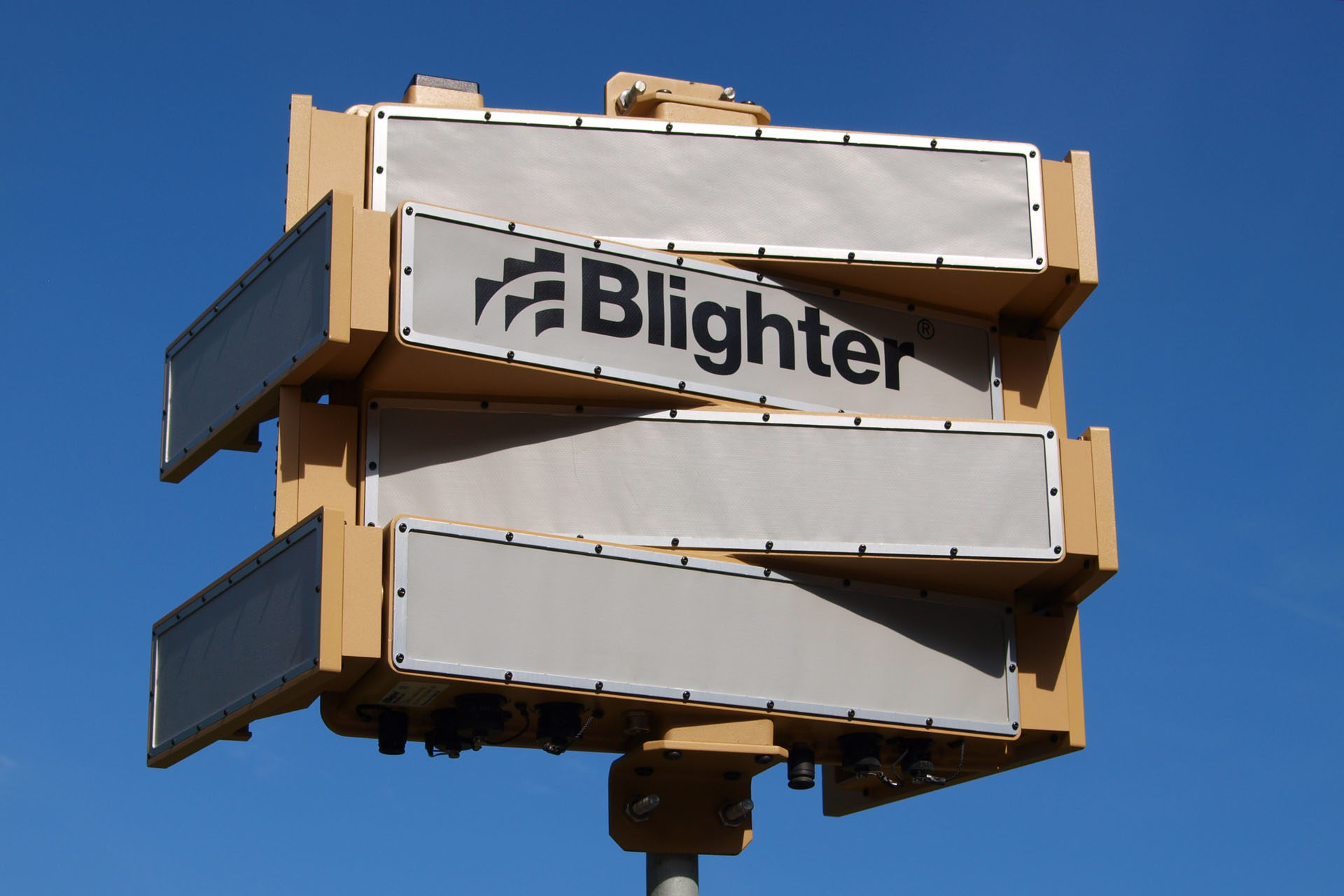 Blighter B303 Ground Surveillance Radar on Mounting Pole (Light Stone) (Front View)